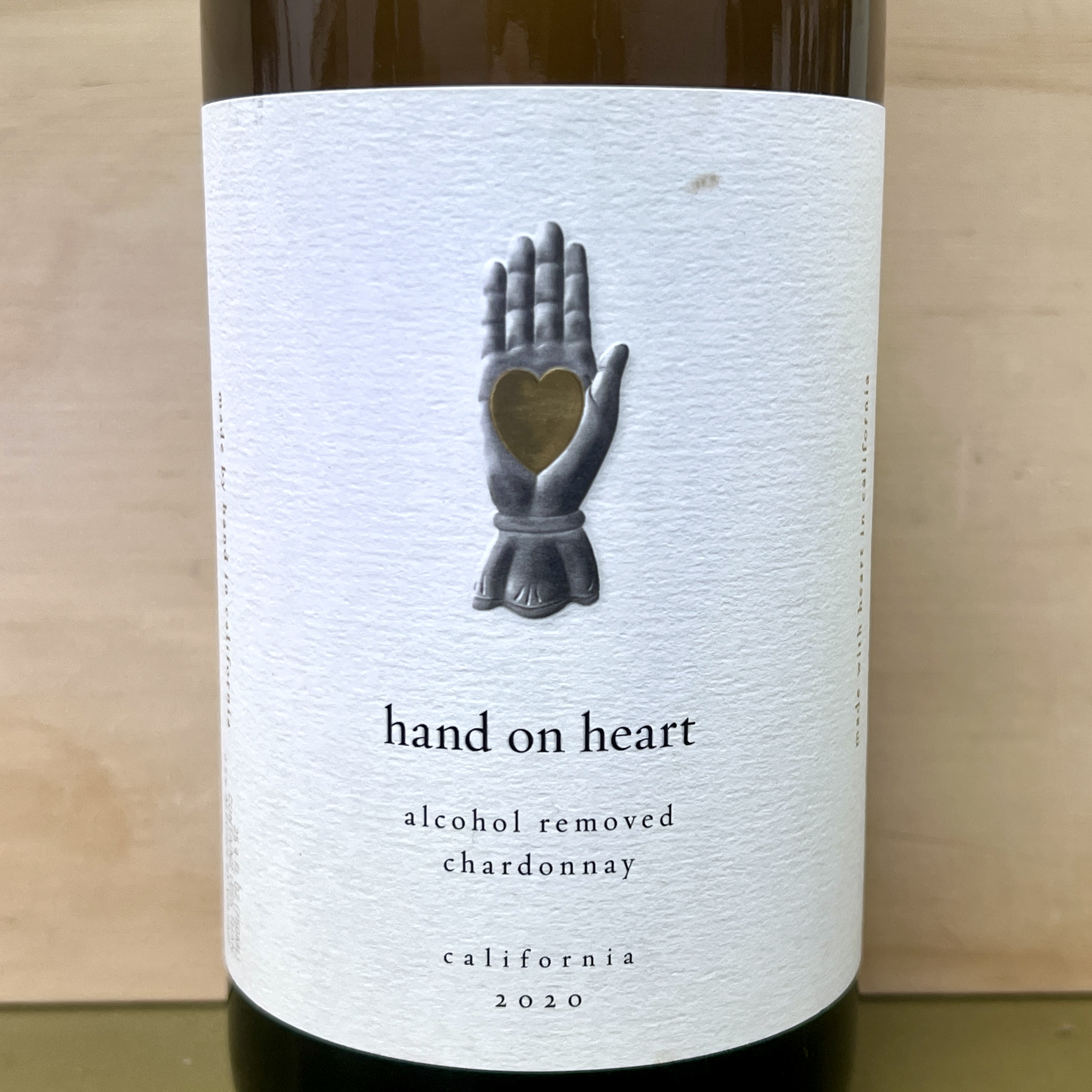 Hand on Heart alcohol removed Chardonnay 2020