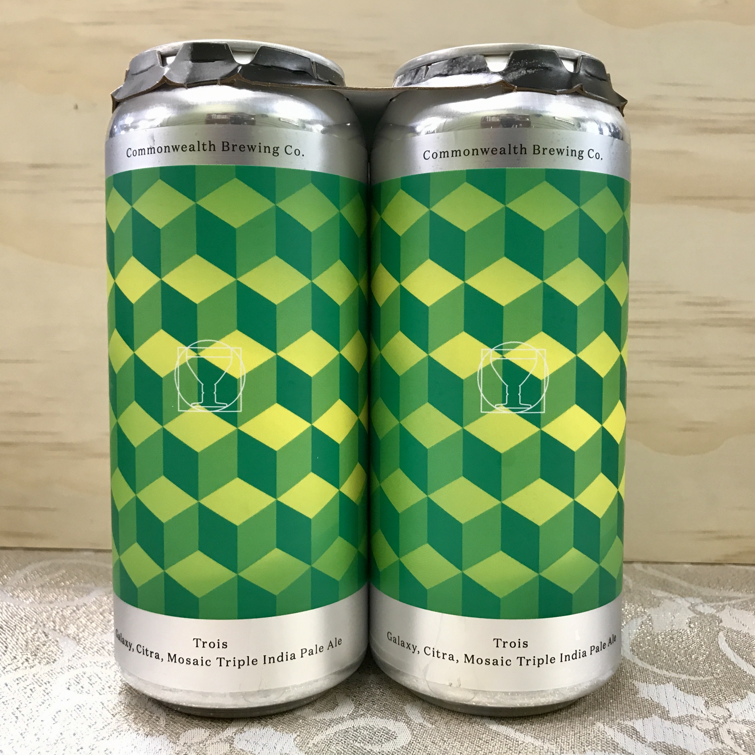 Commonweath Brewing Co. Trois IPA 4 x 1 pint cans