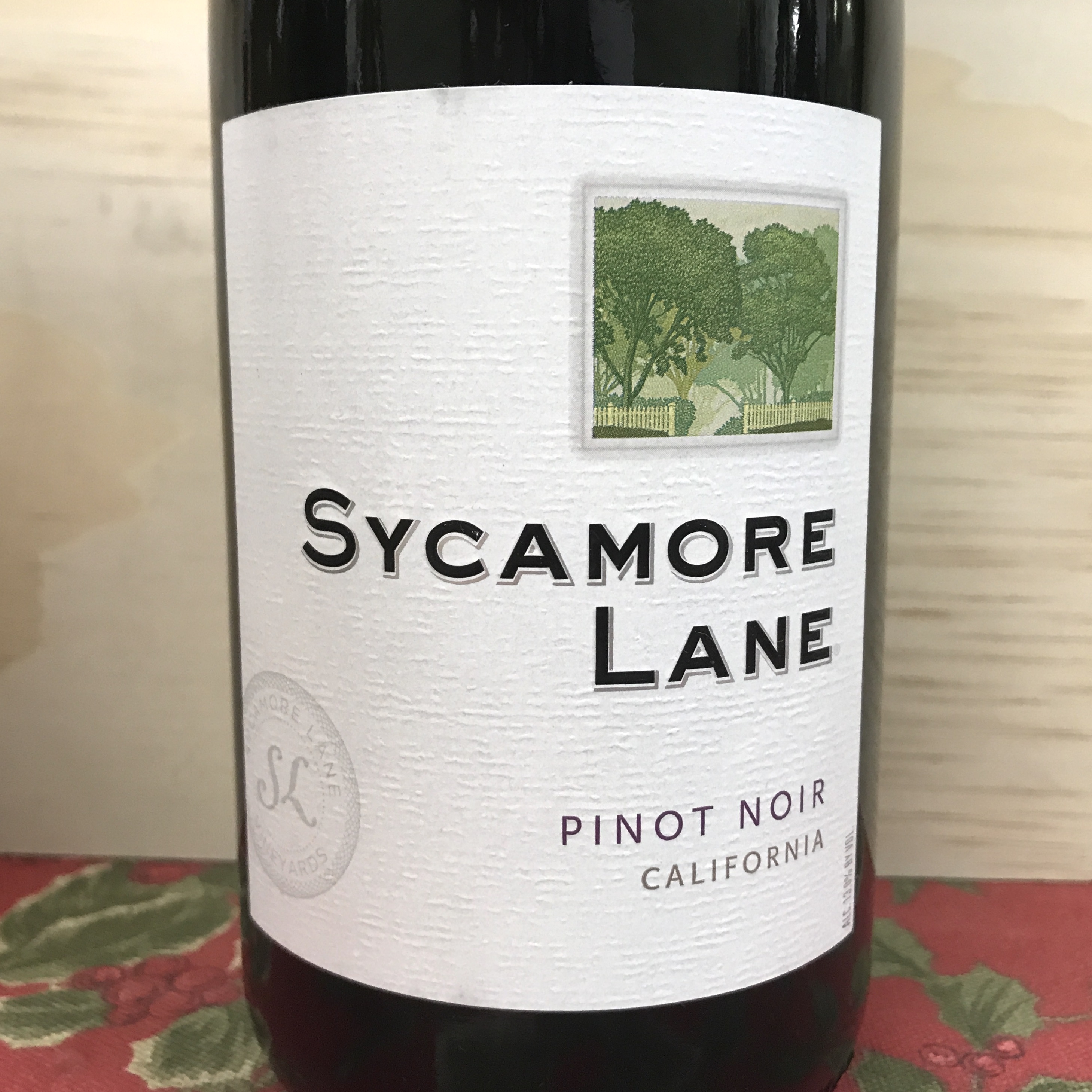 Sycamore Lane Pinot Noir California 2013